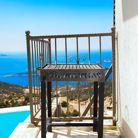 Solly - Hill Vista Villa *